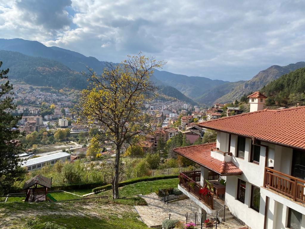 Къщи За Гости "Карата" 2 Devin Exterior foto